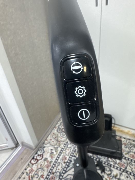 Пылесос вертикальный MU MD-01
