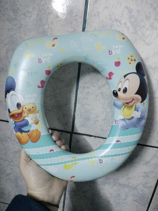 Reductor pentru toaleta