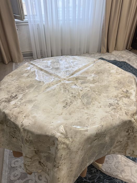 Продается скатерть клеенка из ПВХ