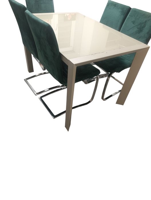 Masă extensibilă+6scaune