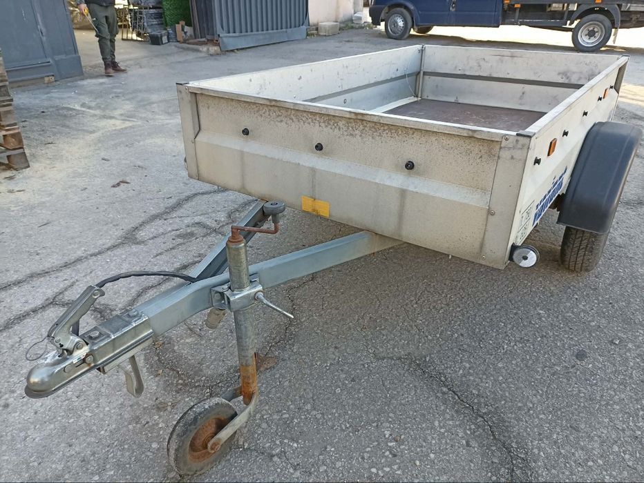 Голямо ремарке . Нов внос