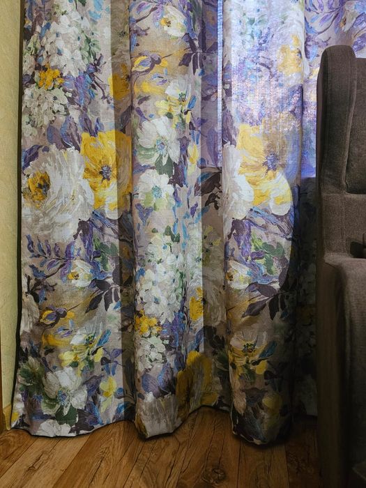 Продам шторы в отличном состоянии