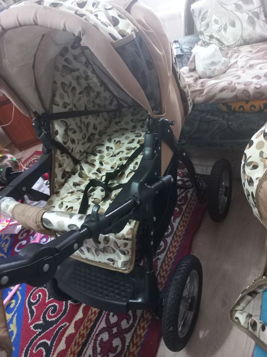 Детская коляска "Пилот"