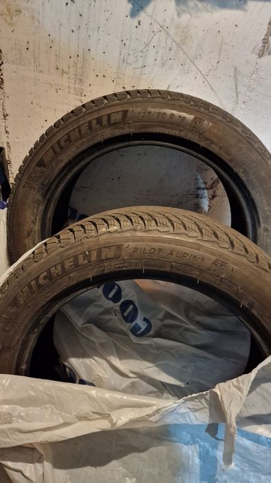 2 anvelope iarnă Michelin 225 50 18 99v