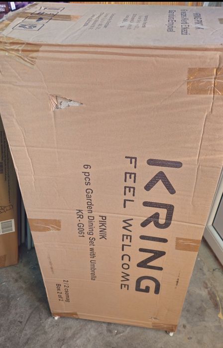 Комплект маса за градина 4 стола  с чадър нови от Германия 

Размер н