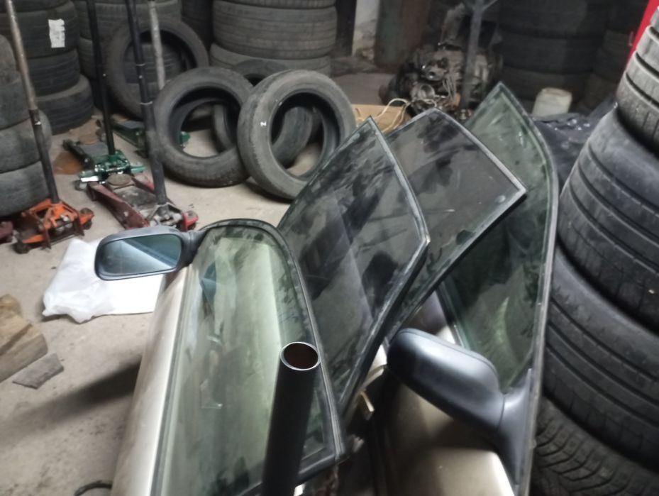 Двери Ауди 100 С4