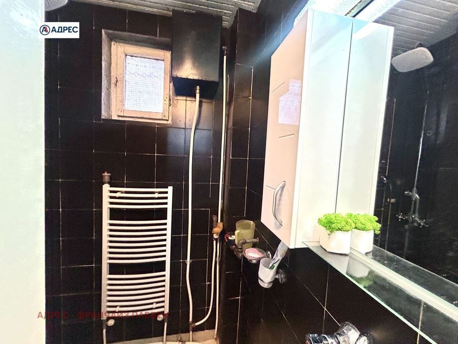 Етаж от къща в Враца-Център площ 106 цена 220000