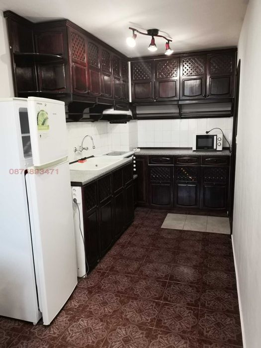 Дава се под наем Тристаен апартамент в Варна, Център - 70 кв.м за 561 € - Снимка #8