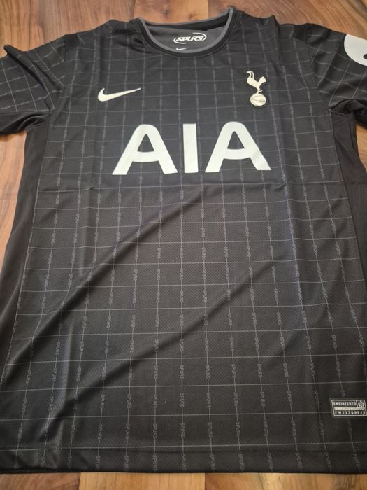 Новите тениски на Тотнъм 25/26