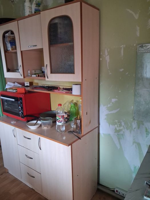 Продам Кухонный Шкаф