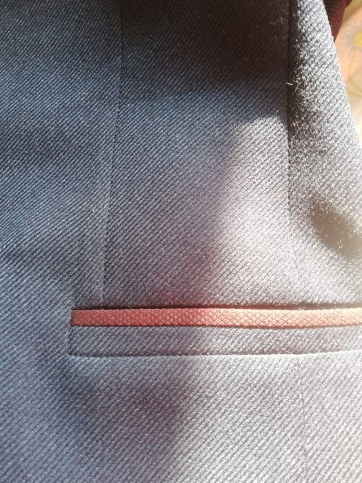 Продам пиджак современный стильный