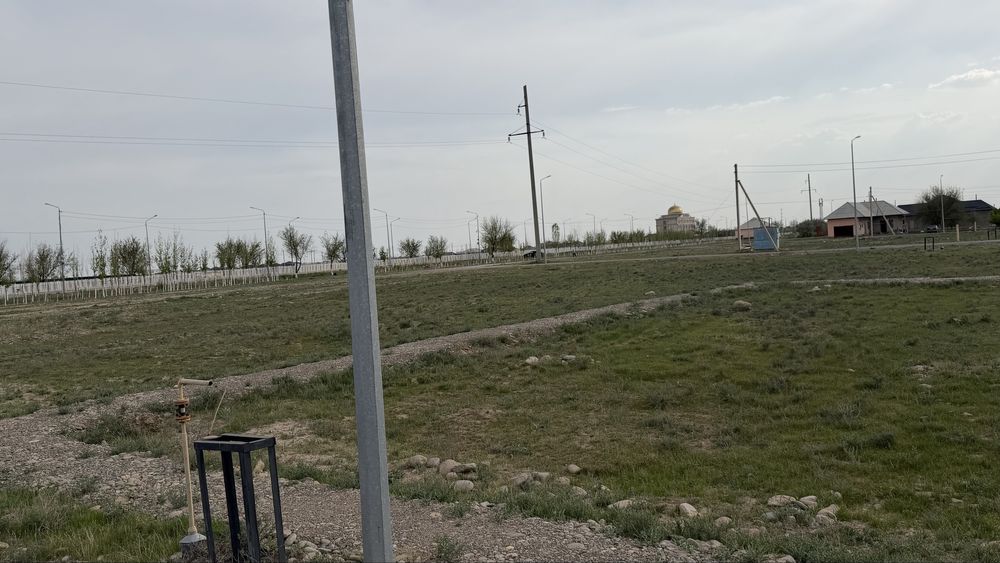 Участка, 6 сотка в хорошем месте