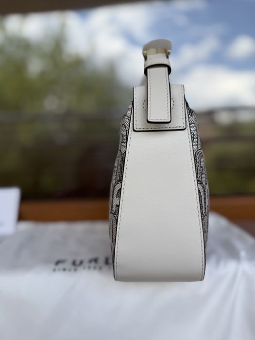 Furla Toni Ballerina нова чанта
