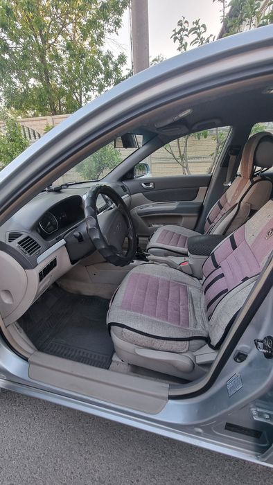 Hyundai Sonata NF