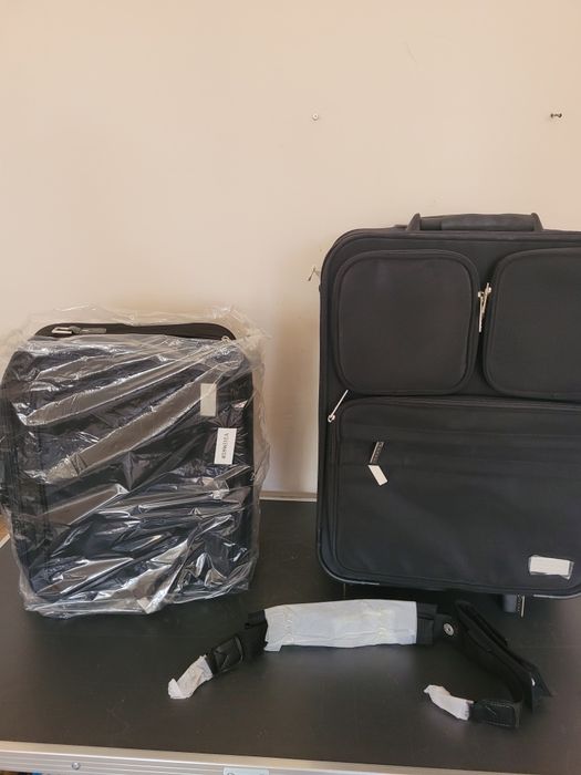 К-Т маркови куфари на колелца