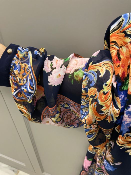 Шелковые платья, костюм, блузка