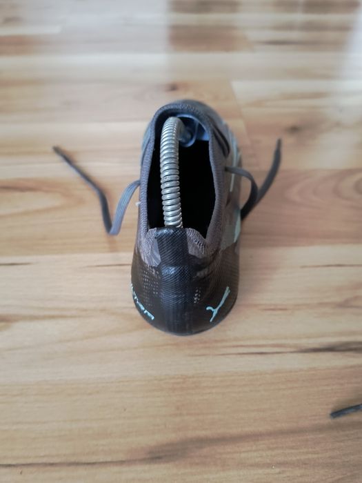 Ghete fotbal Puma Ultra Match Rush