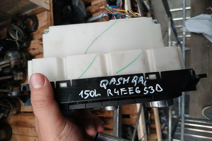 PANOU COMANDA CLIMA AC 27500-BB60A 27500-BB60A Nissan Qashqai prima g