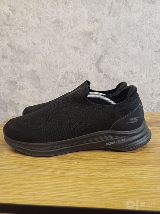 Оригинальные кроссовки Skechers