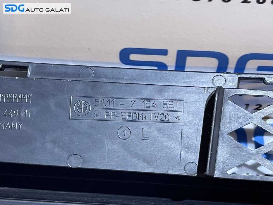 Grila Inferioara Stanga Spoiler Bara Fata BMW Seria 3 E90 E91 2004 - 2011 Cod 7154551 [V0243]
