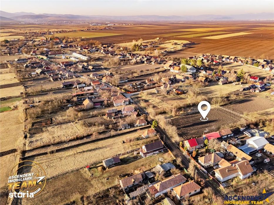 FILM! 4.554 mp intravilan, PUZ: locuinta,afacere,productie,satul Marcu