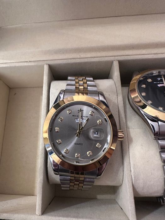 Мъжки часовници с кутия