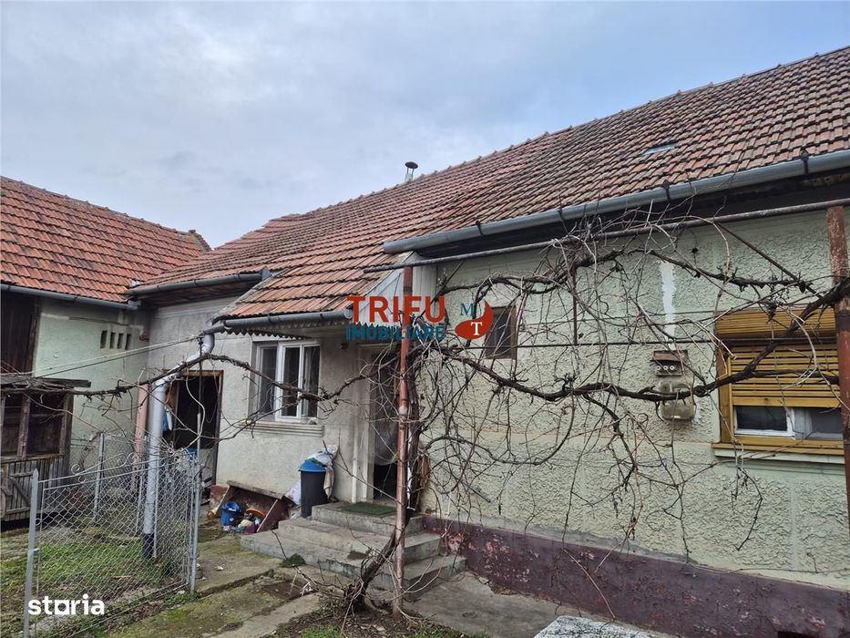Casa in cartierul Barabant 1651mp teren, multiple posibilitati