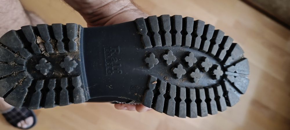 Ботинки демисезонные