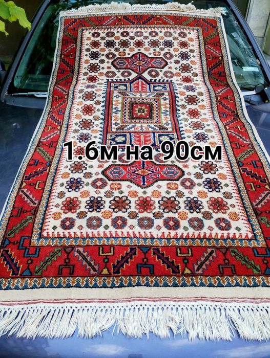 Ръчно тъкани вълнени Антични килими и пътеки.Цени по договорка.