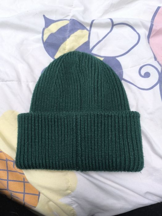 Продам теплую шапку NY