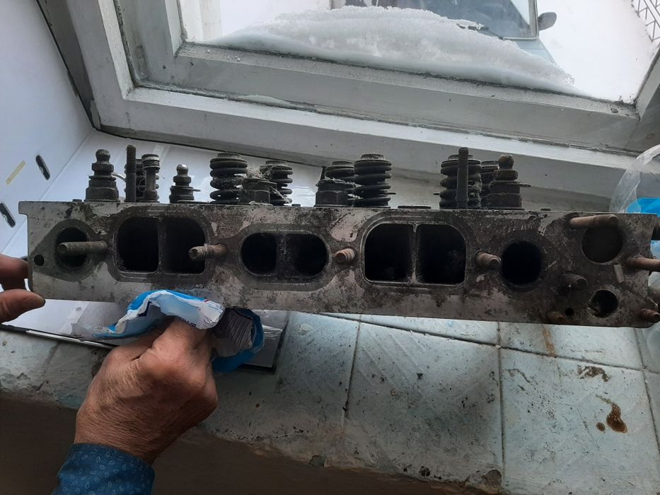 Продам головку от мерседеса