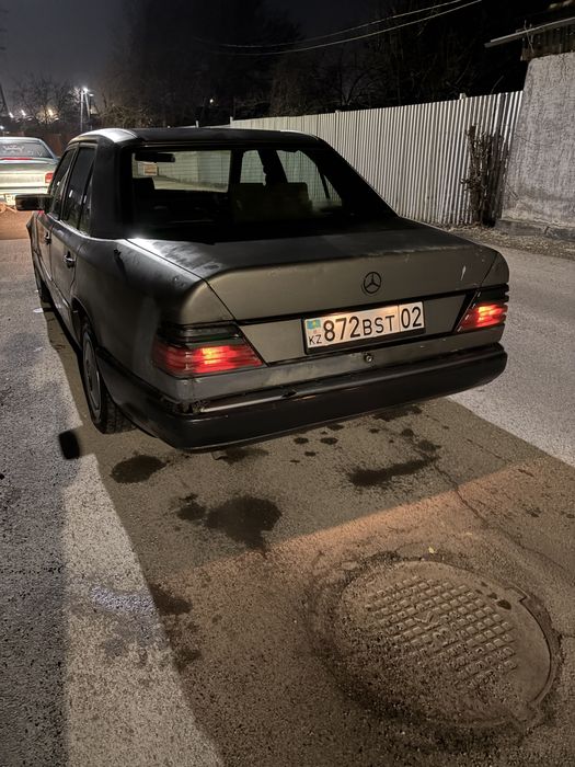 Мерседес 124 2.3 автомат