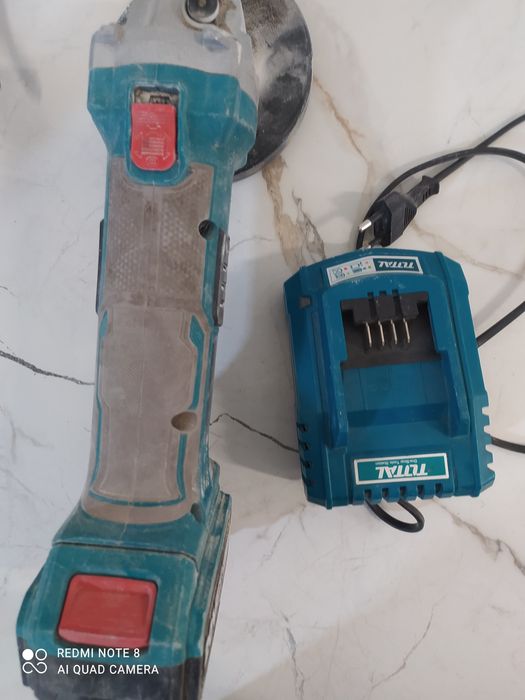 Срочно продам болгарку тотал