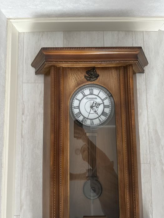 Продам настенные часы