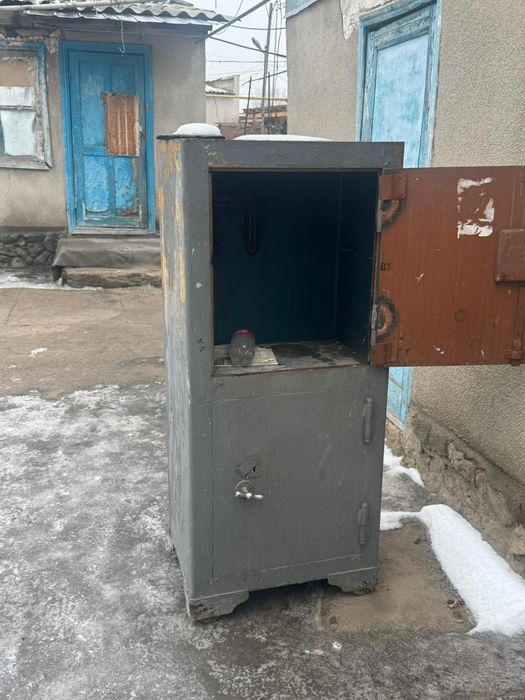 Сейф для документов