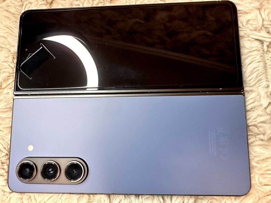 Samsung Z fold 5 512 gb