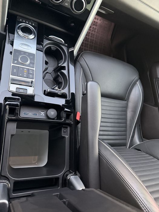 Land Rover Discovery 5 - 124.000 km