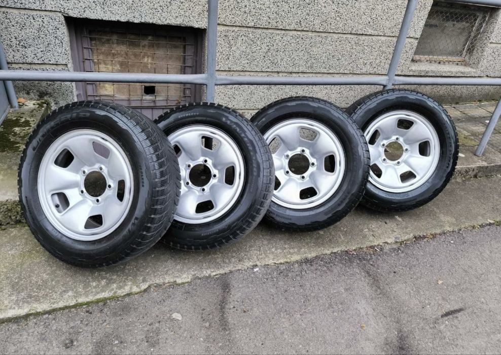 Джанти с гуми 5х139.7