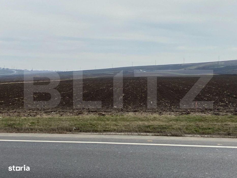 Teren extravilan, de vanzare, 6700 mp, zona exterior vest