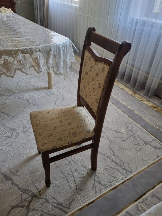 Орындықтар 14шт көп колданылмаган