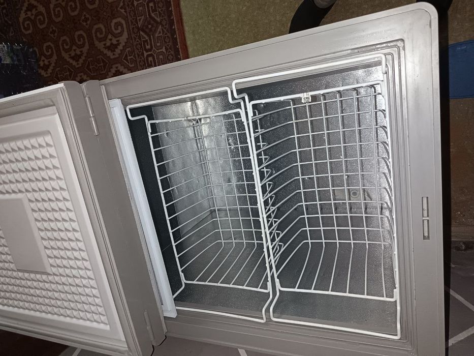 Продам морозильник  Artel, ларь,бабочка,330 литр камеры объем