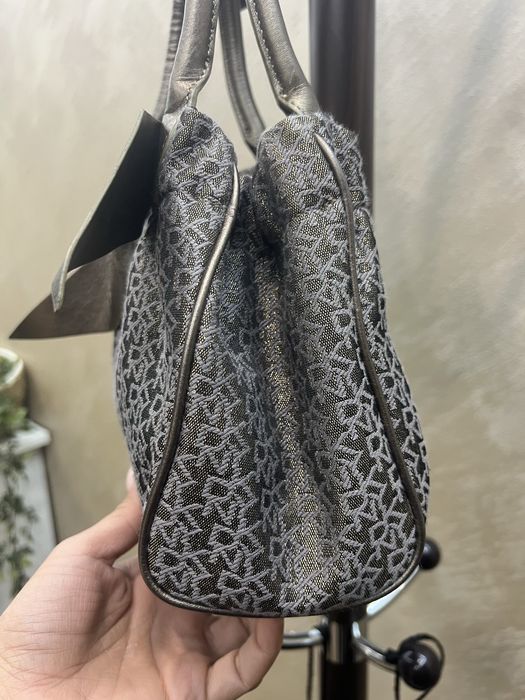 Дамска чанта DKNY