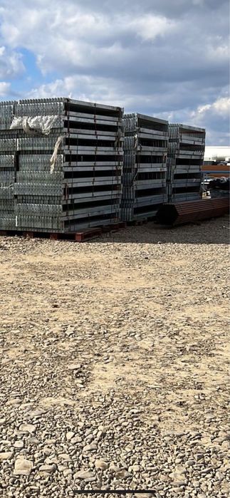 Rafturi metalice portapalet zincate