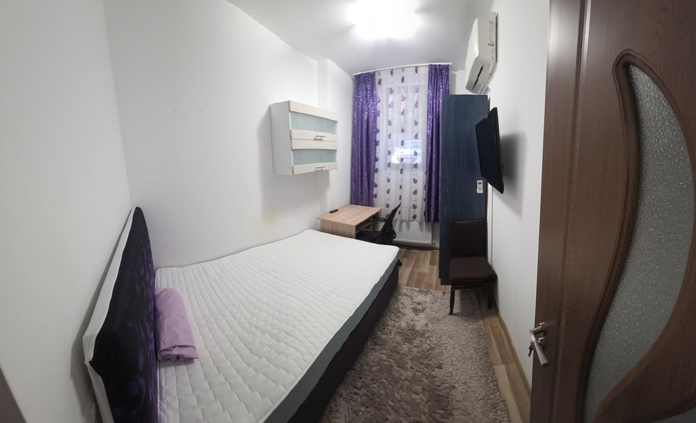 Apartament 3 camere de închiriat