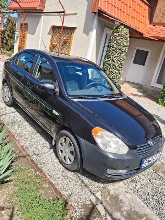 Vând Hyundai accent