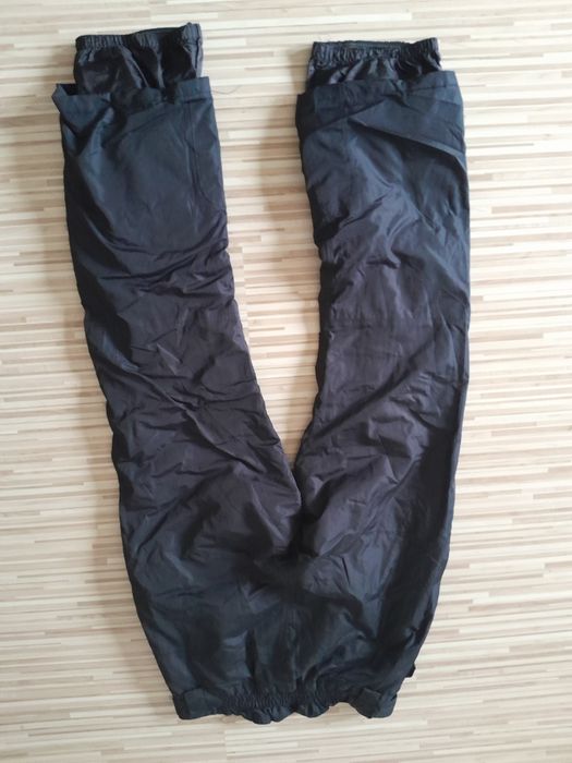 Pantaloni ski marimea 40
