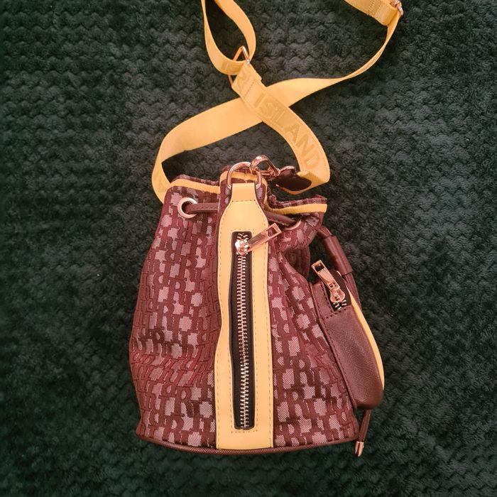 Чанта River Island