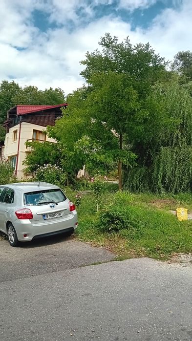 Campina ,Prahova ,vind casa spațioasă, zona frumoasa ,aproape de centru