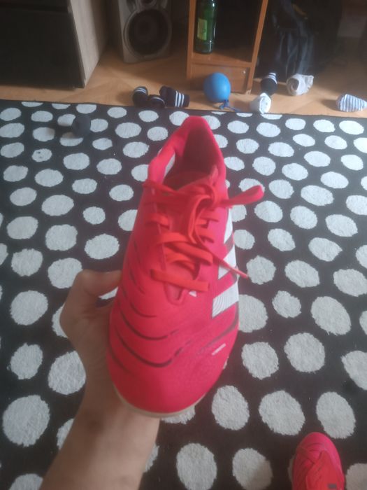 Ghete fotbal  Adidas Predator