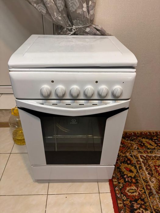 Продам электрическую плиту